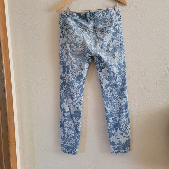 Free People, Hawaiian Floral Skinny Jeans,‎ Size 27 - Picture 4 of 7